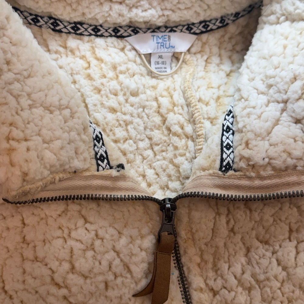 Time and Tru Cream Pullover Fleece - Picture 4 of 4